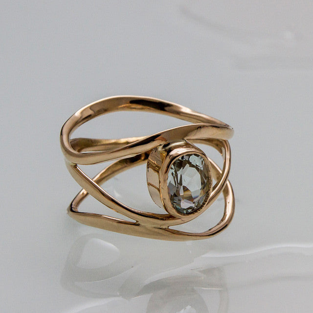 Ripples Ring gold and aquamarine